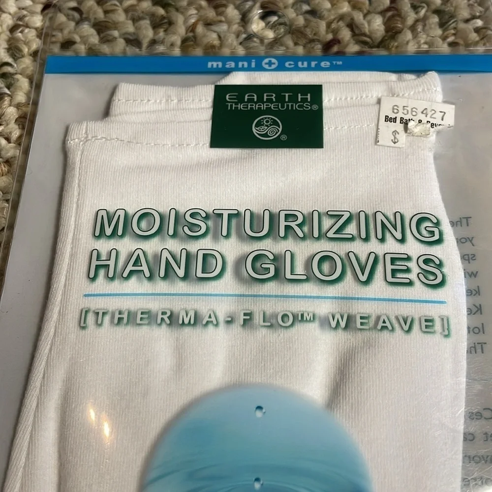 Earth Therapeutics Moisturizing Hand Gloves. Thermal Flo Weave. NWT